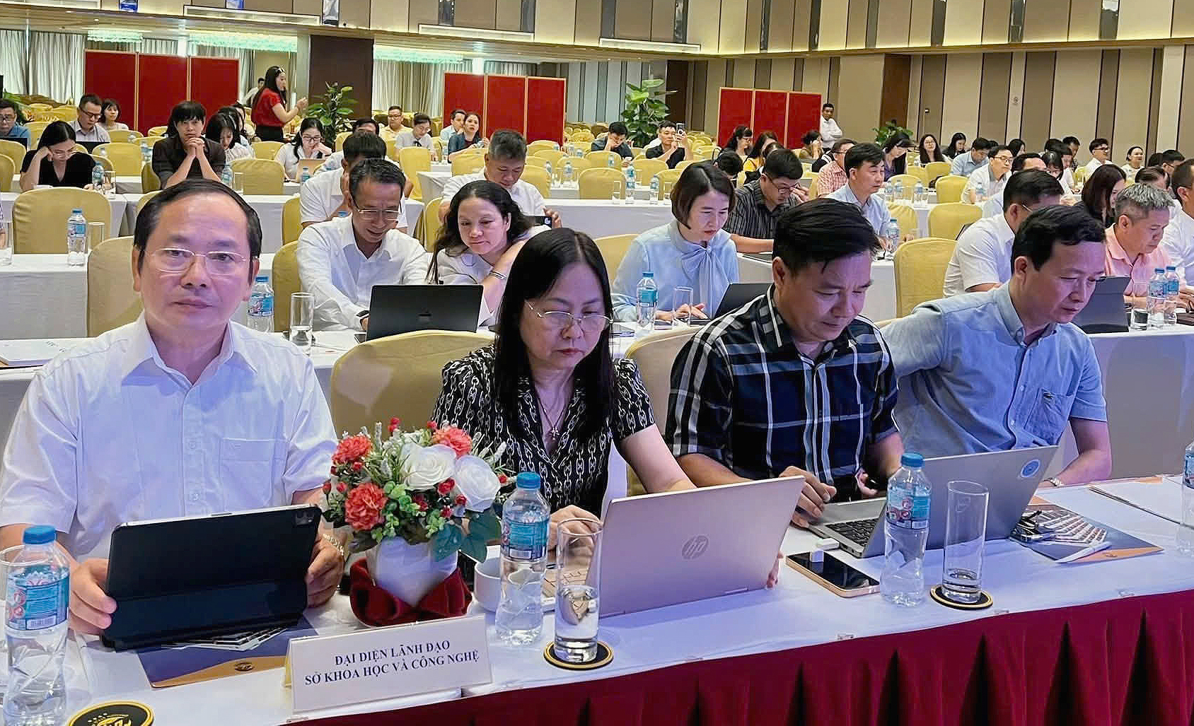 SỞ KHOA HỌC VÀ CÔNG NGHỆ TỈNH LÀO CAI THAM DỰ HỘI NGHỊ KẾT HỢP HỘI THẢO DO BỘ KHOA HỌC VÀ CÔNG NGHỆ TỔ CHỨC TẠI THANH HOÁ